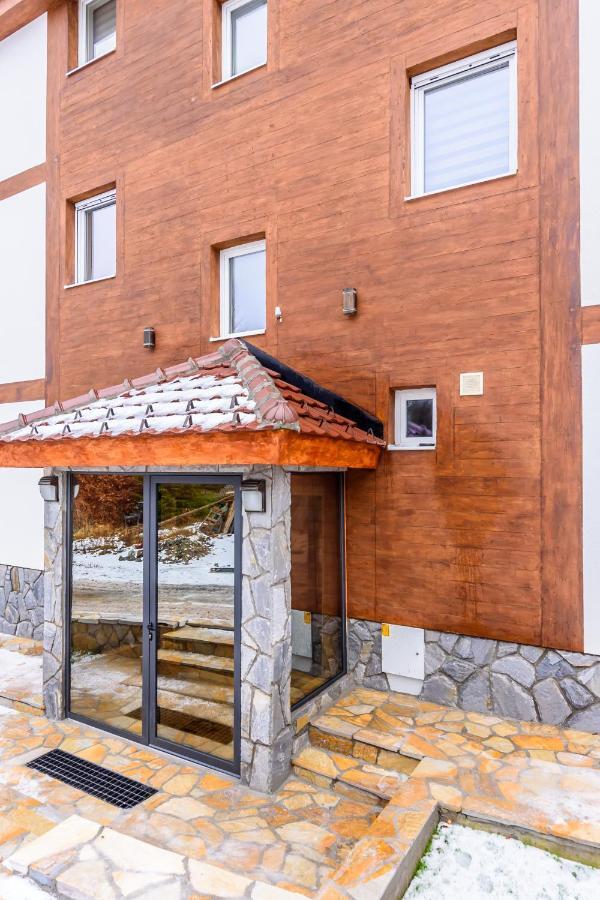 Apartmani “Lazar” I “Lena” 카파오닉 외부 사진