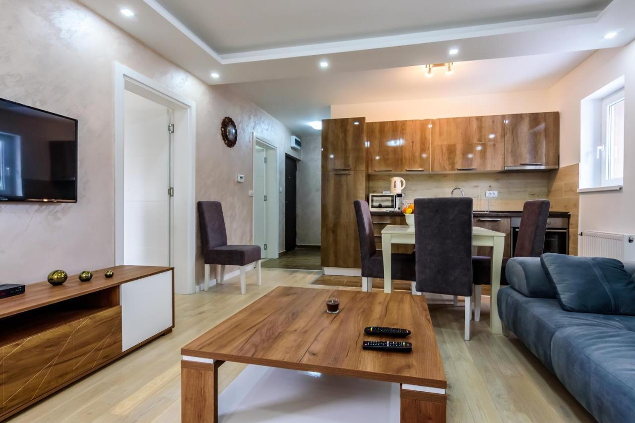 Apartmani “Lazar” I “Lena” 카파오닉 외부 사진